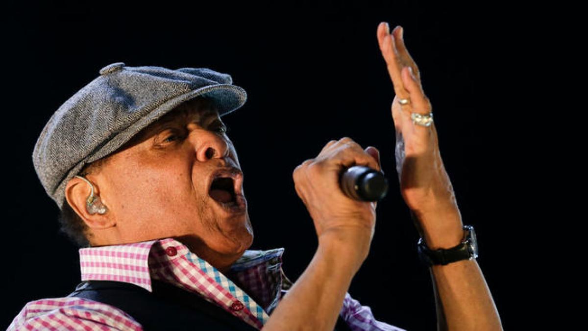 Seven-time Grammy winner Al Jarreau dies at 76